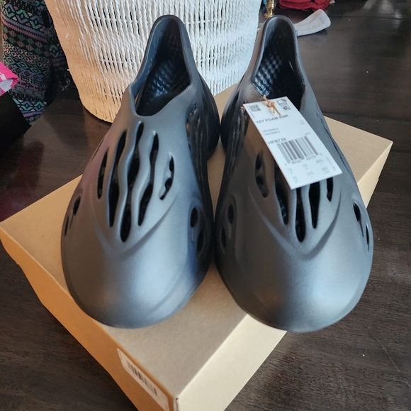 2024 Foam Runner Onyx - Picture 5 of 9